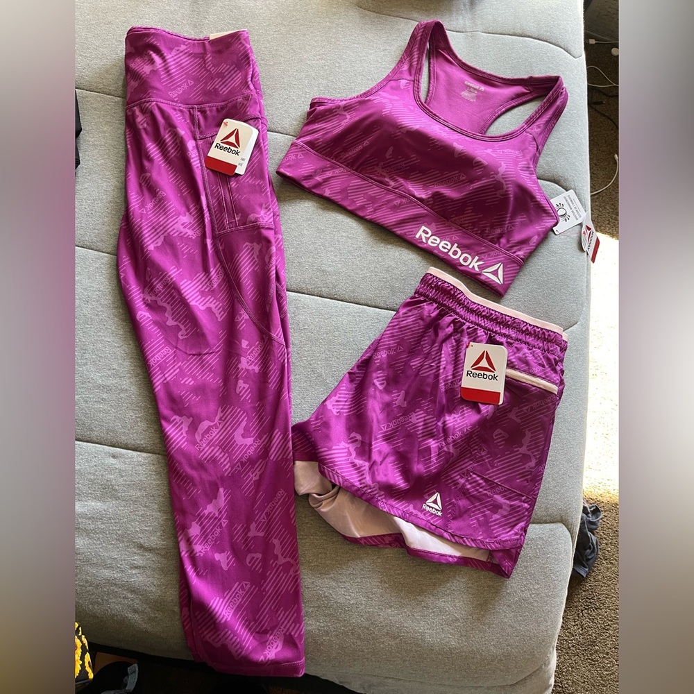 Reebok passionate plum workout set